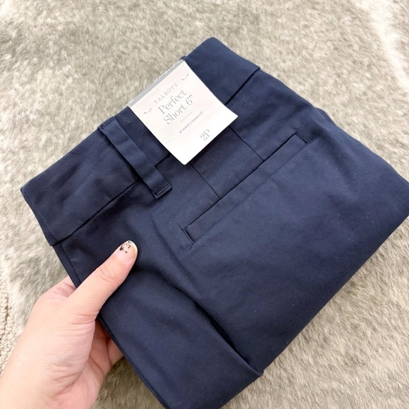 NWT Talbots Perfect Short 6” 2P - Picture 7 of 11